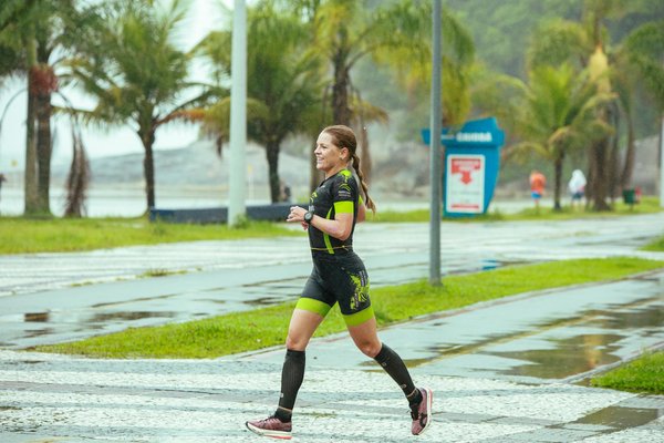 How can UK basketball players improve their flexibility to prevent injuries?